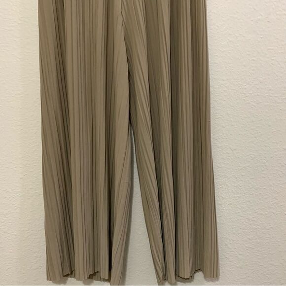 Wide leg Pleated Free Flowing Elastic Pull String Women Small Tan Pull On Pant. - Picture 5 of 13